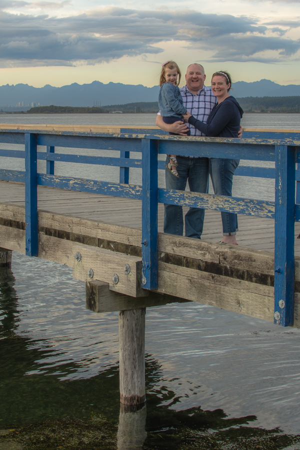 Family Photos in Crescent Beach at the Pier